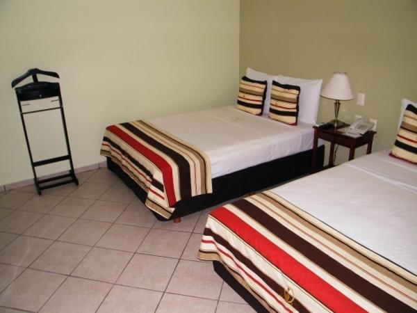 Madero Suites Coatzacoalcos Δωμάτιο φωτογραφία