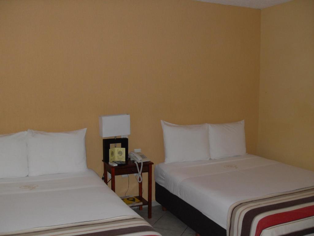 Madero Suites Coatzacoalcos Δωμάτιο φωτογραφία